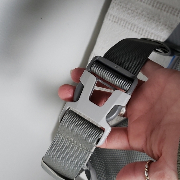 Waterfly fannypack, water bottle holder, runners walkers, athletic use. - Picture 4 of 7